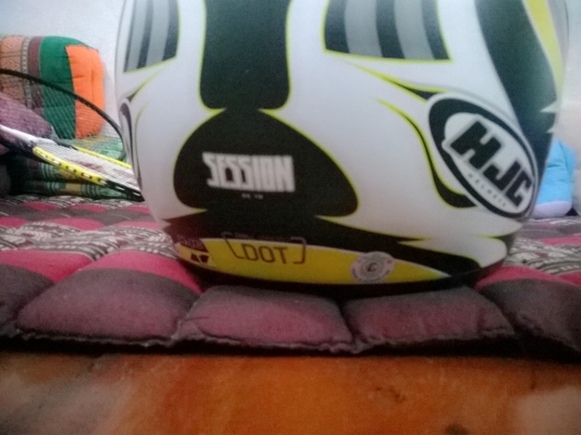 ขายหมวก HJC Size M ครับใหม่อย่างงามใส่แล้วเท่ครับ ขายหมวก HJC Size M ครับใหม่อย่างงามใส่แล้วเท่ครับ