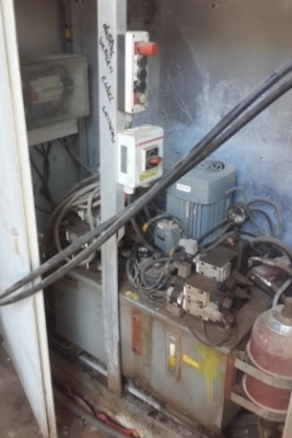 เครื่องดัดเหล็ก ไฮโดลิค แบบแยก รุ่นใหญ่ฮอนแลน ครับเครื่องไฮโดลิค ควบคุมด้วย รีโมท ไฟฟ้า