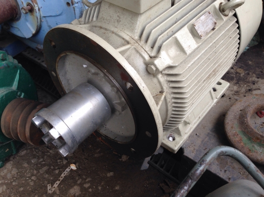 ขายมอเตอร์ Siemens 25 HP. 1450 RPM. 380 V สภาพสวย วิ่งนิ่ม ใช้ได้ทั้งหน้าแปลนและขาตั้ง พร้อมใช้งาน ขายมอเตอร์ Siemens 25 HP. 1450 RPM. 380 V สภาพสวย วิ่งนิ่ม ใช้ได้ทั้งหน้าแปลนและขาตั้ง พร้อมใช้งาน