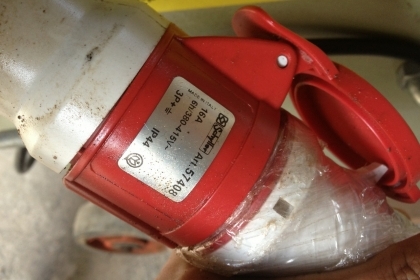 เครื่องดึงลวดสลิง