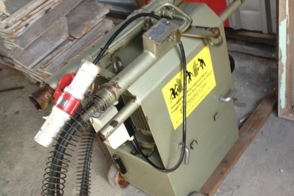 เครื่องดึงลวดสลิง