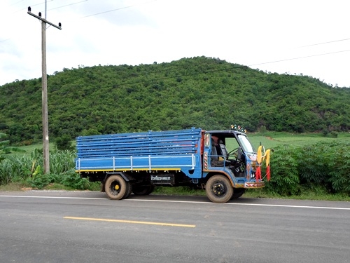 (จองโอนเงินมา10000แล้ว)ขอบคุณ truck2hand ครับ ไปส่งด่านช่องจอม สุริน