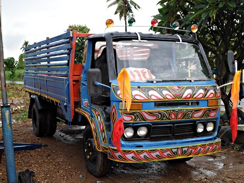 (จองโอนเงินมา10000แล้ว)ขอบคุณ truck2hand ครับ ไปส่งด่านช่องจอม สุริน