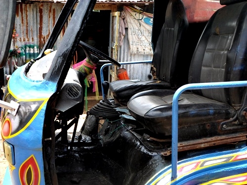 (จองโอนเงินมา10000แล้ว)ขอบคุณ truck2hand ครับ ไปส่งด่านช่องจอม สุริน