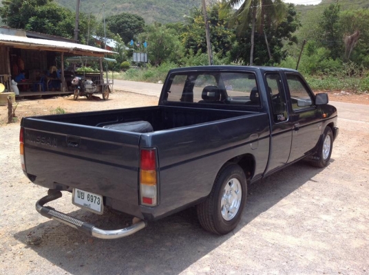 ขายนิสสันบิ๊กเอ็มปี 96 จอโค้ง เครื่อง 2500 ซีซี ฝาแดง จอโค้ง สภาพสวยบาง ขายนิสสันบิ๊กเอ็มปี 96 จอโค้ง เครื่อง 2500 ซีซี ฝาแดง จอโค้ง สภาพสวยบาง