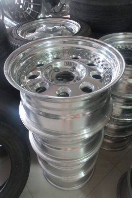 Epsilon Japan MOZZER 16x8 ET 9  PCD 5/120