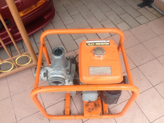 ปั้มนำ้ ROBIN EY20Dเครื่อง4จังหวะเก่าญี่ปุ่นสภาพดีท่อ3นิ้ว