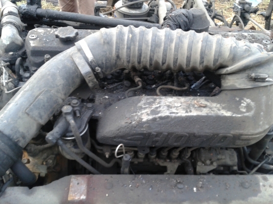 ขายเครื่อง + เกียร HINO HO7D / 195 แรง ( มีทะเบียนใส่แล้วแจ้งเปลี่ยนได้เลย )