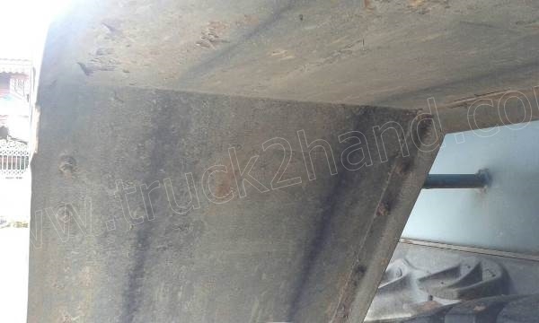 HINO 6 ล้อ บรรทุกของเหลว 160 แรงม้า ปี 2540 สภาพยางเต็ม 7 เส้น