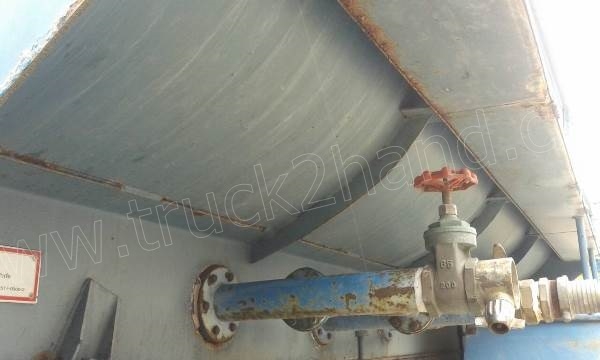 HINO 6 ล้อ บรรทุกของเหลว 160 แรงม้า ปี 2540 สภาพยางเต็ม 7 เส้น