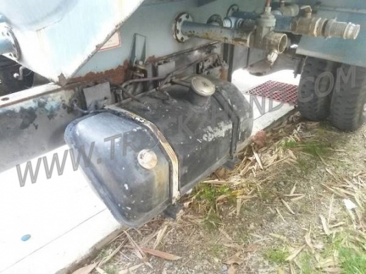 HINO 6 ล้อ บรรทุกของเหลว 160 แรงม้า ปี 2540 สภาพยางเต็ม 7 เส้น