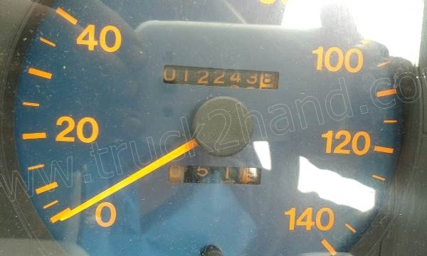 HINO 6 ล้อ บรรทุกของเหลว 160 แรงม้า ปี 2540 สภาพยางเต็ม 7 เส้น