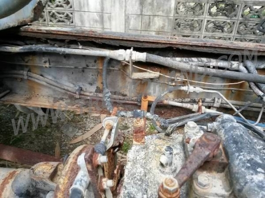 HINO 6 ล้อ บรรทุกของเหลว 160 แรงม้า ปี 2540 สภาพยางเต็ม 7 เส้น