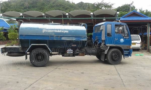 HINO 6 ล้อ บรรทุกของเหลว 160 แรงม้า ปี 2540 สภาพยางเต็ม 7 เส้น