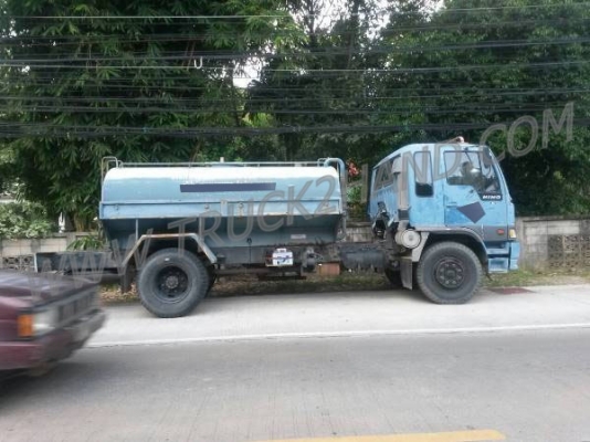 HINO 6 ล้อ บรรทุกของเหลว 160 แรงม้า ปี 2540 สภาพยางเต็ม 7 เส้น