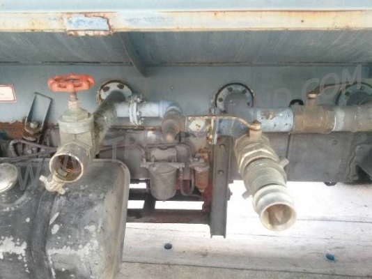 HINO 6 ล้อ บรรทุกของเหลว 160 แรงม้า ปี 2540 สภาพยางเต็ม 7 เส้น