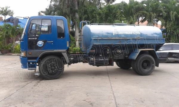 HINO 6 ล้อ บรรทุกของเหลว 160 แรงม้า ปี 2540 สภาพยางเต็ม 7 เส้น