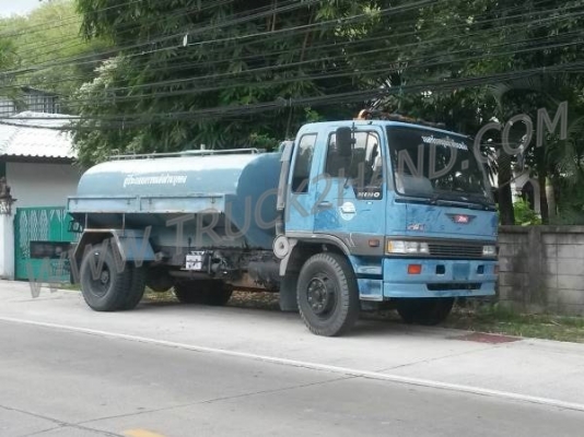 HINO 6 ล้อ บรรทุกของเหลว 160 แรงม้า ปี 2540 สภาพยางเต็ม 7 เส้น