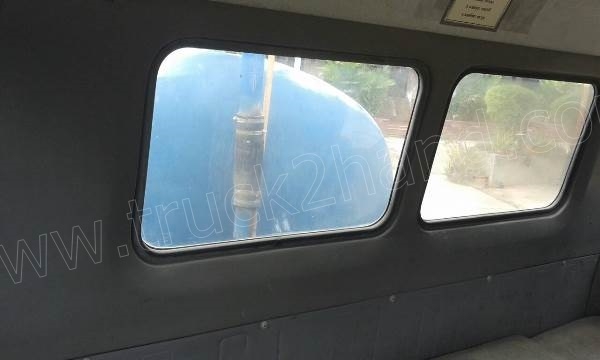 HINO 6 ล้อ บรรทุกของเหลว 160 แรงม้า ปี 2540 สภาพยางเต็ม 7 เส้น