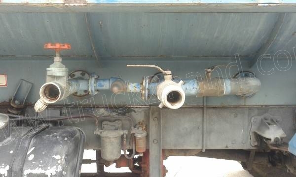 HINO 6 ล้อ บรรทุกของเหลว 160 แรงม้า ปี 2540 สภาพยางเต็ม 7 เส้น