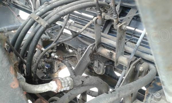 HINO 6 ล้อ บรรทุกของเหลว 160 แรงม้า ปี 2540 สภาพยางเต็ม 7 เส้น