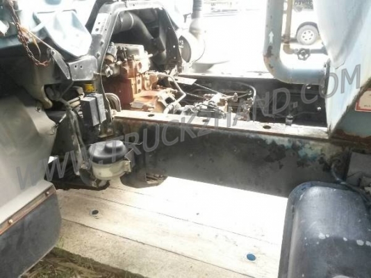 HINO 6 ล้อ บรรทุกของเหลว 160 แรงม้า ปี 2540 สภาพยางเต็ม 7 เส้น