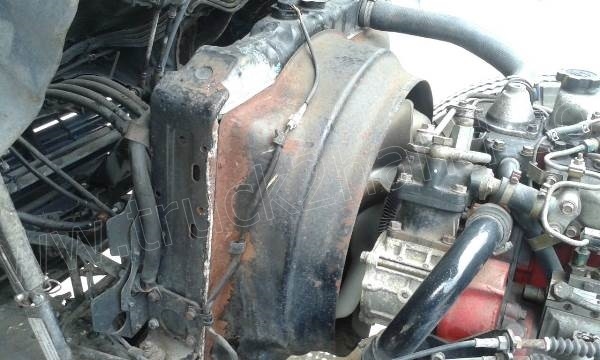 HINO 6 ล้อ บรรทุกของเหลว 160 แรงม้า ปี 2540 สภาพยางเต็ม 7 เส้น