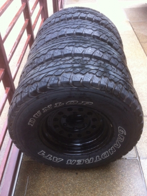 ขายยาง dunlop at 31 made in japan สภาพดี 4500 บาท