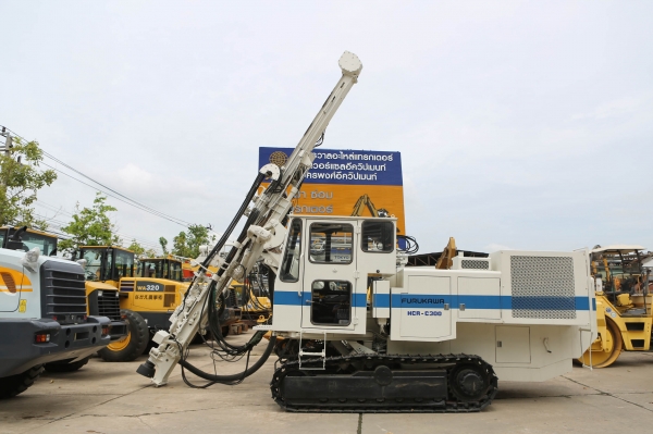 จำหน่าย รถขุด รถตัก รถบด รถปูยาง รถดันดิน รถเจาะ รถเกรด เครื่องจักรในงานก่อสร้างทุกประเภท