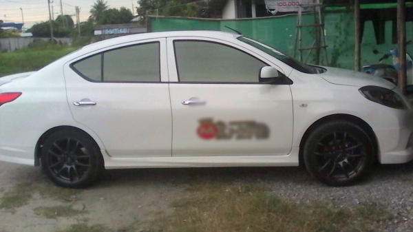 ขายดาว์นรถเก๋ง Nissan เกียร์ออโต้ E20 ชุดแต่ง 50,000 ไม่มีชน