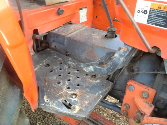 ขายKUBota     รุ่น  5000  4&times;4  ยางใหม่