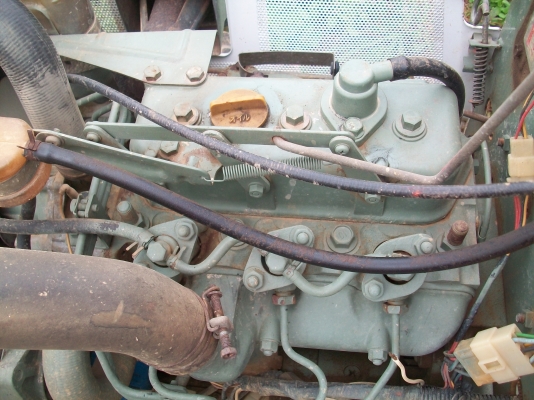 ขายรถไถเล็ก15แรงม้า3สูบใช่ดีจริงๆพร้อมโรตารี้1.20เมตรและกระบะหลังตามรูปครับ