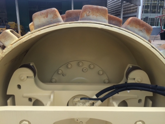 ขายรถบดสั่นสะเทือนล้อเรียบสวมเปลือกหนาม INGERSOLL-RAND (รุ่น SD100D-3C) นำเข้าจากต่างประเทศ สภาพเยี่ยม ไม่เคยผ่านการใช้งานในไทย