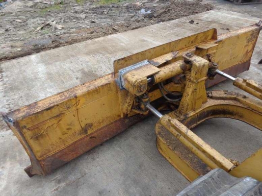 SALE___รถดันดิน Mitsubishi BD2G สไลค์ 6ทิศทางสภาพดีมาก เก่านอกญี่ปุ่น พร้อมใช้งาน SALE___รถดันดิน Mitsubishi BD2G สไลค์ 6ทิศทางสภาพดีมาก เก่านอกญี่ปุ่น พร้อมใช้งาน