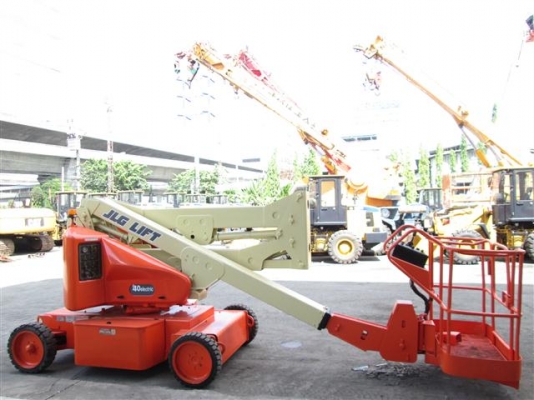 ขายรถกระเช้ามือสอง แบรนด์ JLG  รุ่น N40E  เครื่องจักรดีมีคุณภาพ ราคาโดนใจ