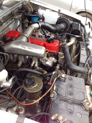 นิสสันเเคป เครื่อง2700 เพาวเวอร์. สภาพเดิมๆพร้อมใช้ยางใหม่ 4 เส้น  ปี 41