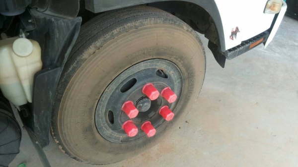 ISUZU 150แรงม้า ตู้แห้ง สภาพสวย พร้อมใช้งาน ราคาต่อรอง เอกสารเล่มทะเบียน 087-2976734