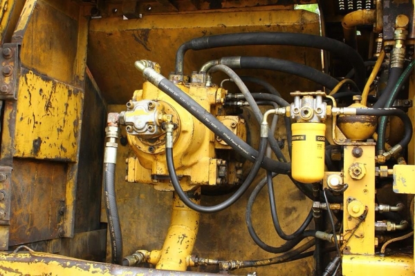 ขายแบคโฮ  CAT  320  V1
