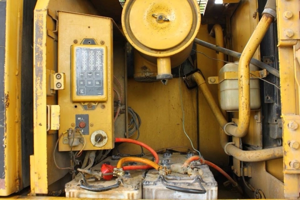 ขายแบคโฮ  CAT  320  V1