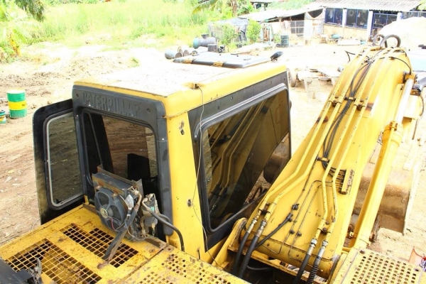 ขายแบคโฮ  CAT  320  V1