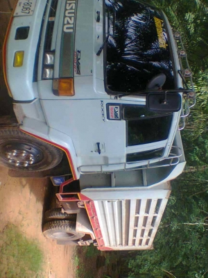 6ล้อดั้มพ์ ISUZU 165แรงม้า สภาพสวย พร้อมใช้งาน ใช้งานอยู่ ยางสวย เครื่องดี คัทซีสวย ราคาต่อรองได้ 087-2976734