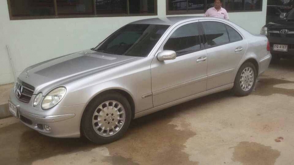 ปี2005อี200คอมเพรสเซอร์ รถมือเเรกครับโทรด่วน