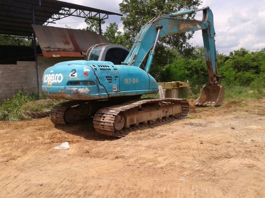 KOBELCO SK200 MARK5 ซุปเปอร์ สภาพสวย พร้อมใช้งาน ใช้งานอยู่ เครื่องดี ปั๊มแรง ช่วงล่างเต็ม ราคาต่อรองได้ 087-2976734