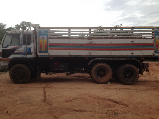 ขาย10ล้อ หลง สวยๆ พร้อมใช่ ยางดี10เส้น เบรคทิฟฟี่ขาย10ล้อ หลง เพลาเดีนวสวยๆ พร้อมใช่ ยางดี10เส้น เบรคทิฟฟี่