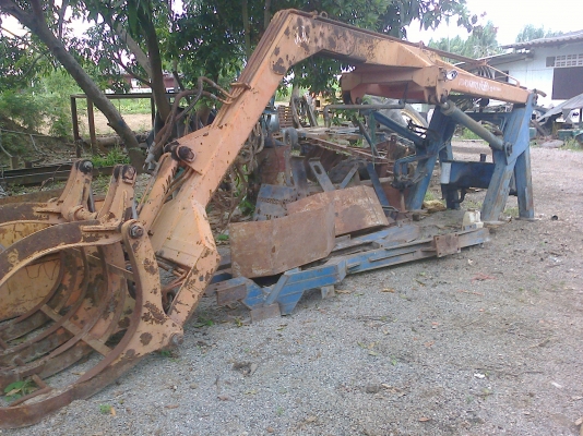 ขายคืบหน้ารถไถฟอดร์  ของ   KK บ้านโป่่่ง  สภาพสวย