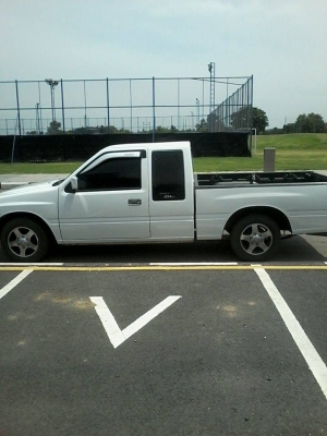 ขายรถกะบะพร้อมใช้งาน