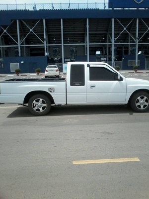 ขายรถกะบะพร้อมใช้งาน