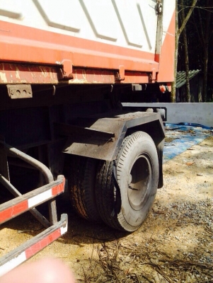 ขายหางพ่วงดั้ม 2 เพลา สามมิตร รั้ว 7 ขั้น ปี 54 สนใจโทร 081-9701072