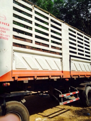 ขายหางพ่วงดั้ม 2 เพลา สามมิตร รั้ว 7 ขั้น ปี 54 สนใจโทร 081-9701072