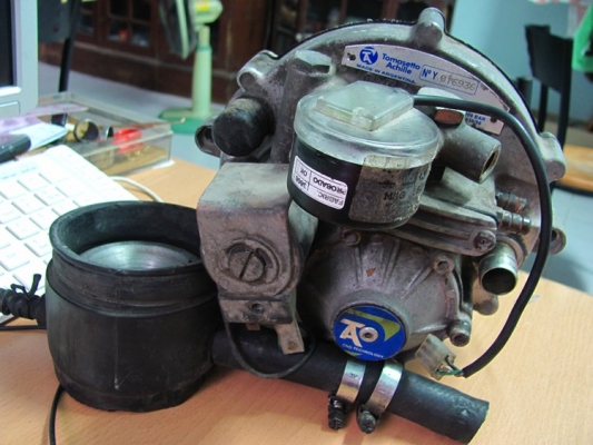 ขายหม้อต้มแก๊ส ngv ยี่ห้อ Tomasettoระบบดูดมือสองและมิกเซอร์เดิมๆของ2Jไม่โบ